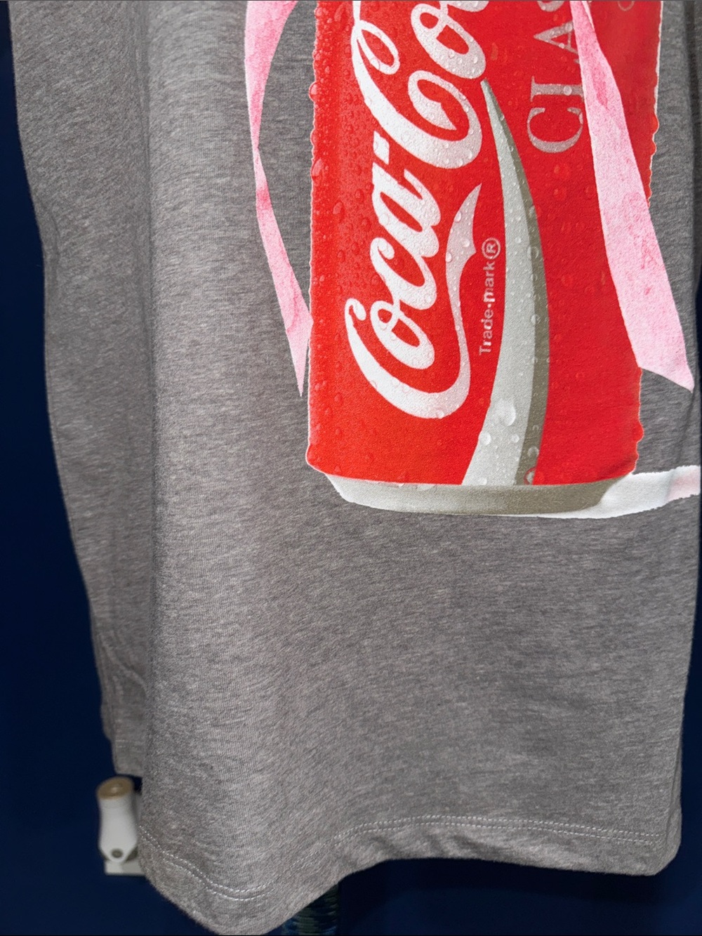 Coca-Cola- NWT Pink Bow Coke Can Graphic Tee Size Large - Picture 10 of 12